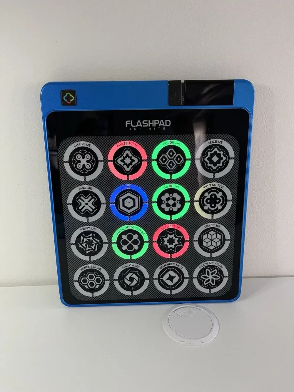 FlashPad Infinite BLUE Touchscreen Pad Electronic Strategy Game Lights Sound EUC